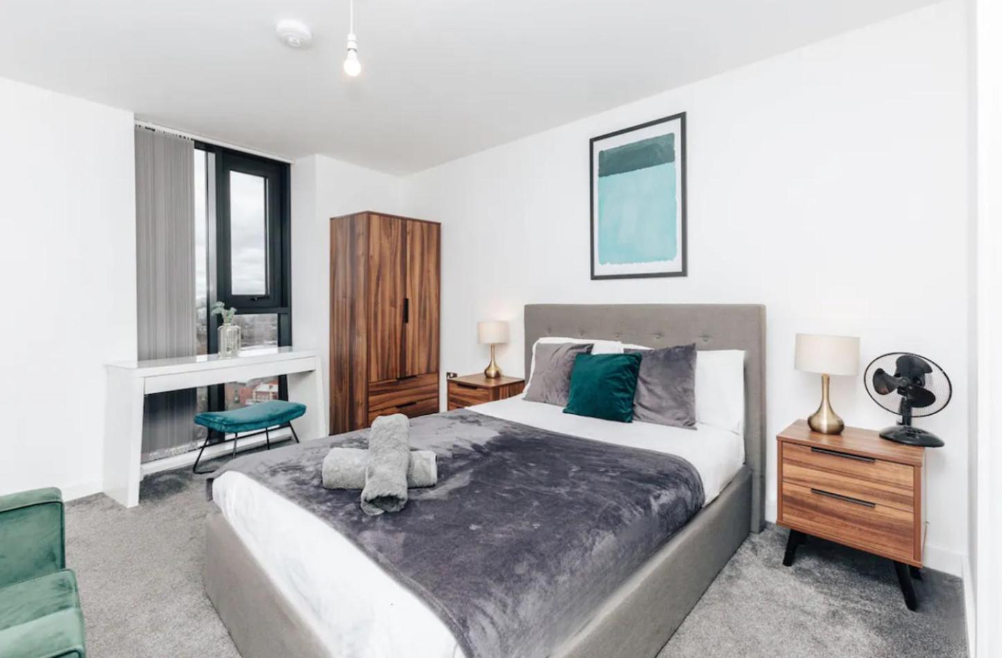 Luxury 2 Bedroom Apartment, Broad Street Birmingham Exterior foto
