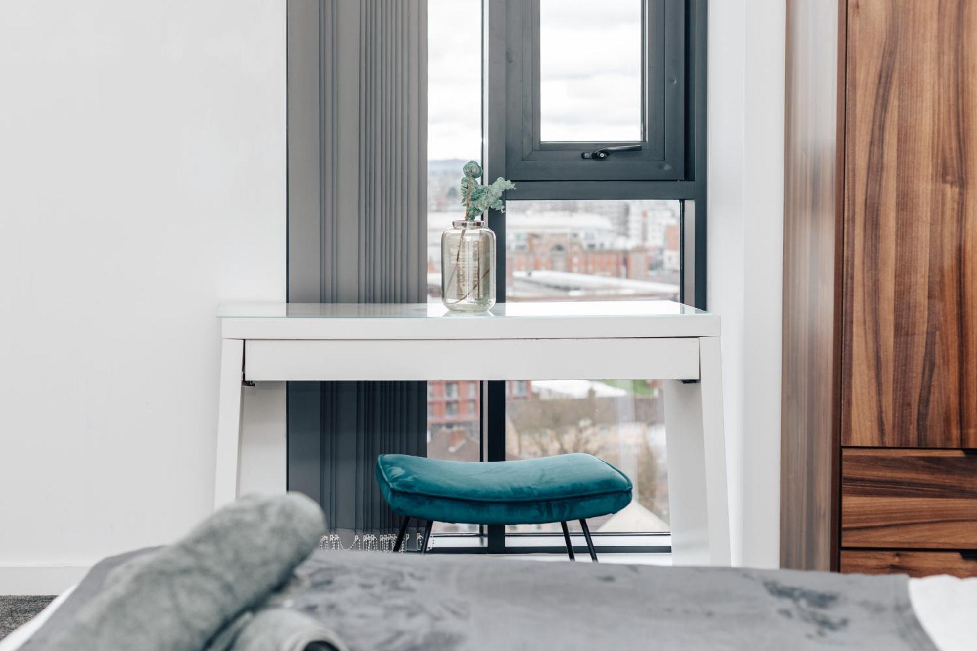 Luxury 2 Bedroom Apartment, Broad Street Birmingham Exterior foto